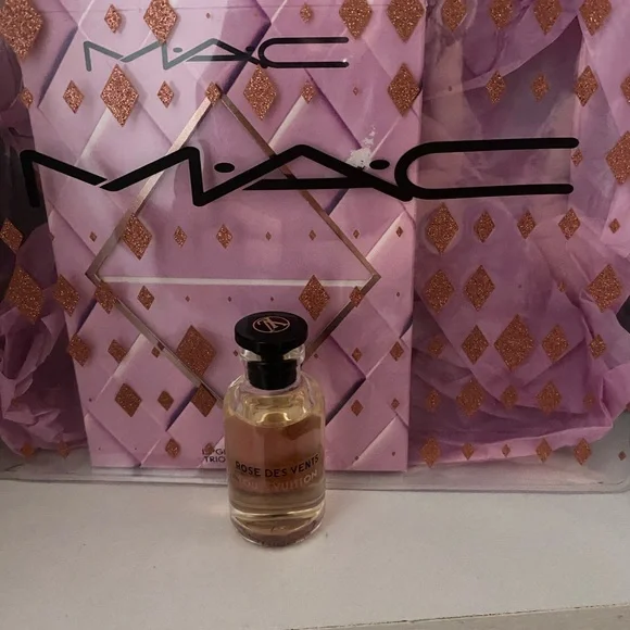 Louis Vuitton rose des vents - Picture 2 of 5